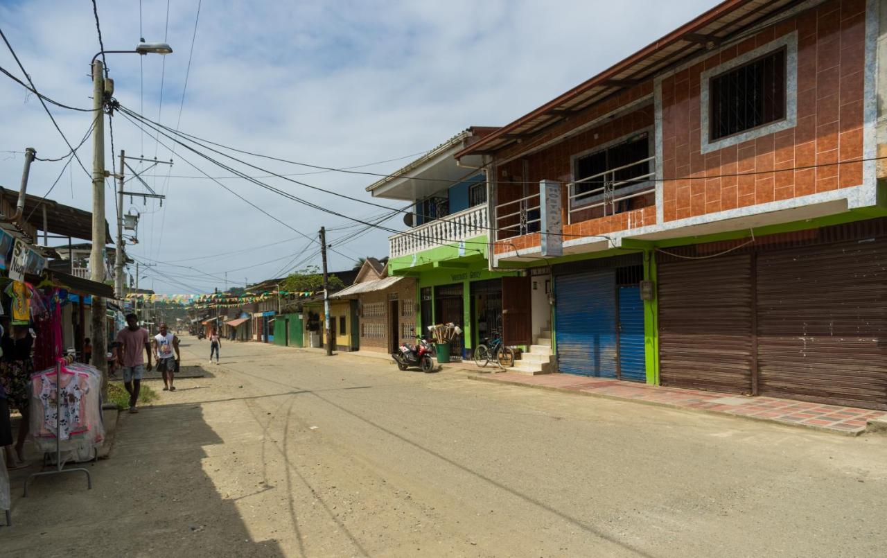 Hotel Clau Nuqui Exterior photo